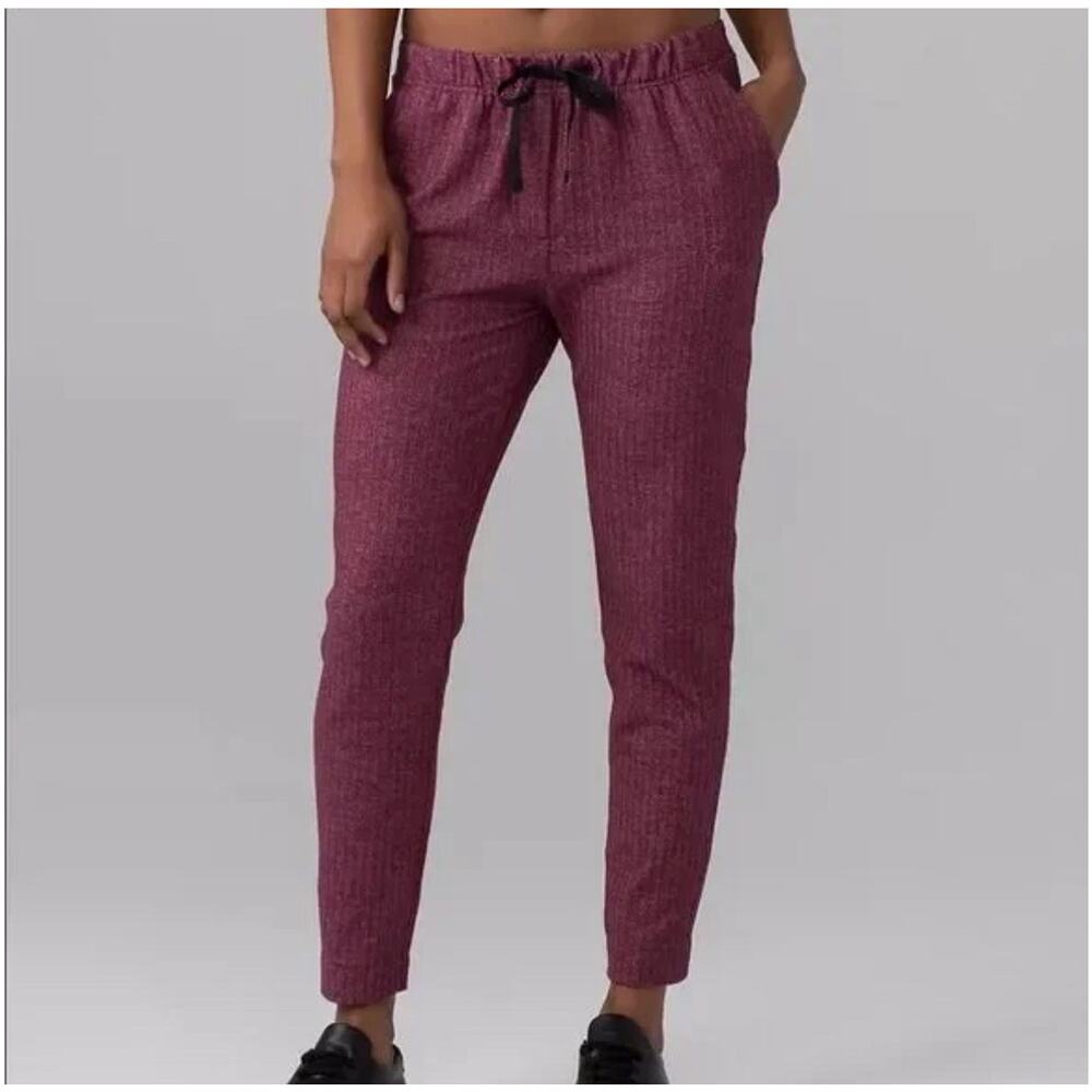 Lululemon Jet Crop Slim Jogger Pants Herringbone Berry Size 4 Women's